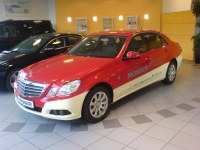 30.03.09 - W 212 - Premiere in Rot-Weiß