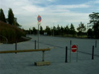 Ein- und Aussteigezone vor der EWE-Arena